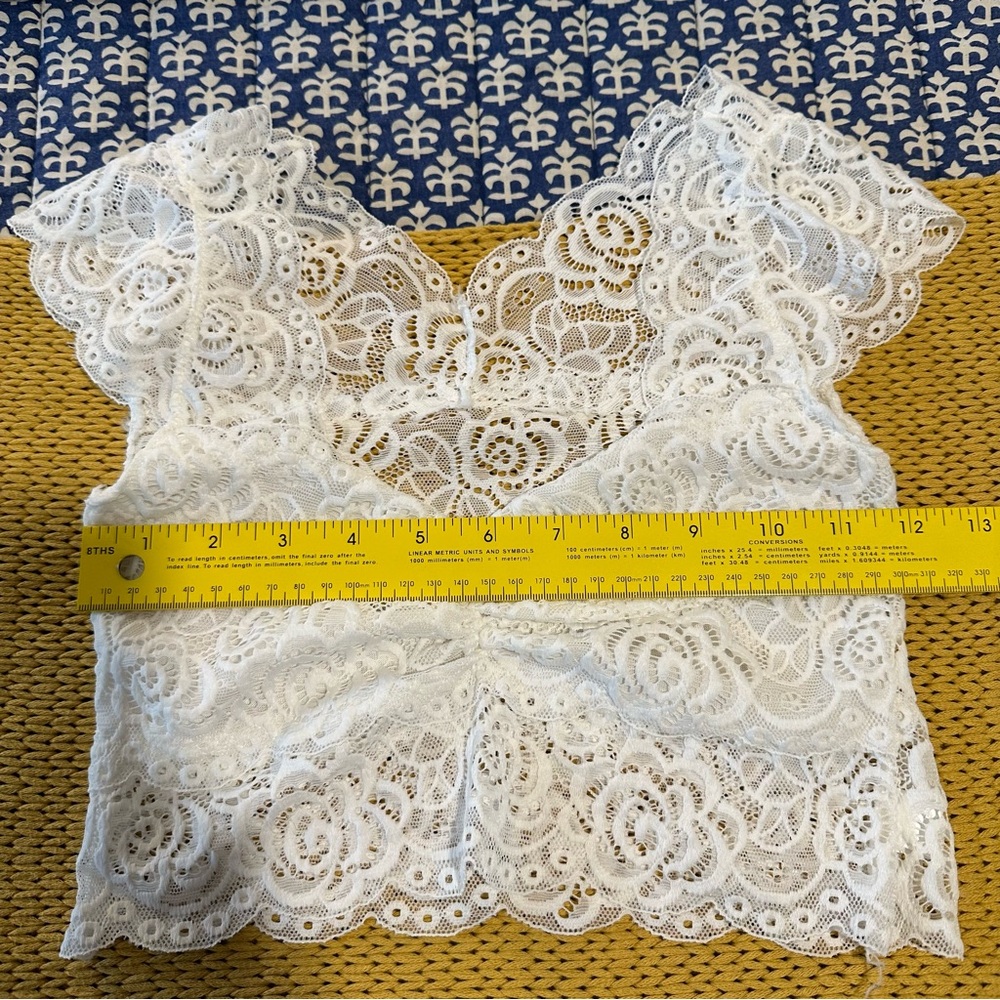 Express White Lace Crop Top - Picture 4 of 4